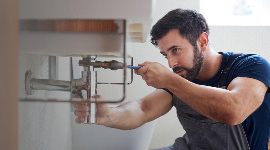 Faucet repair for sink in Mineral Springs, AR